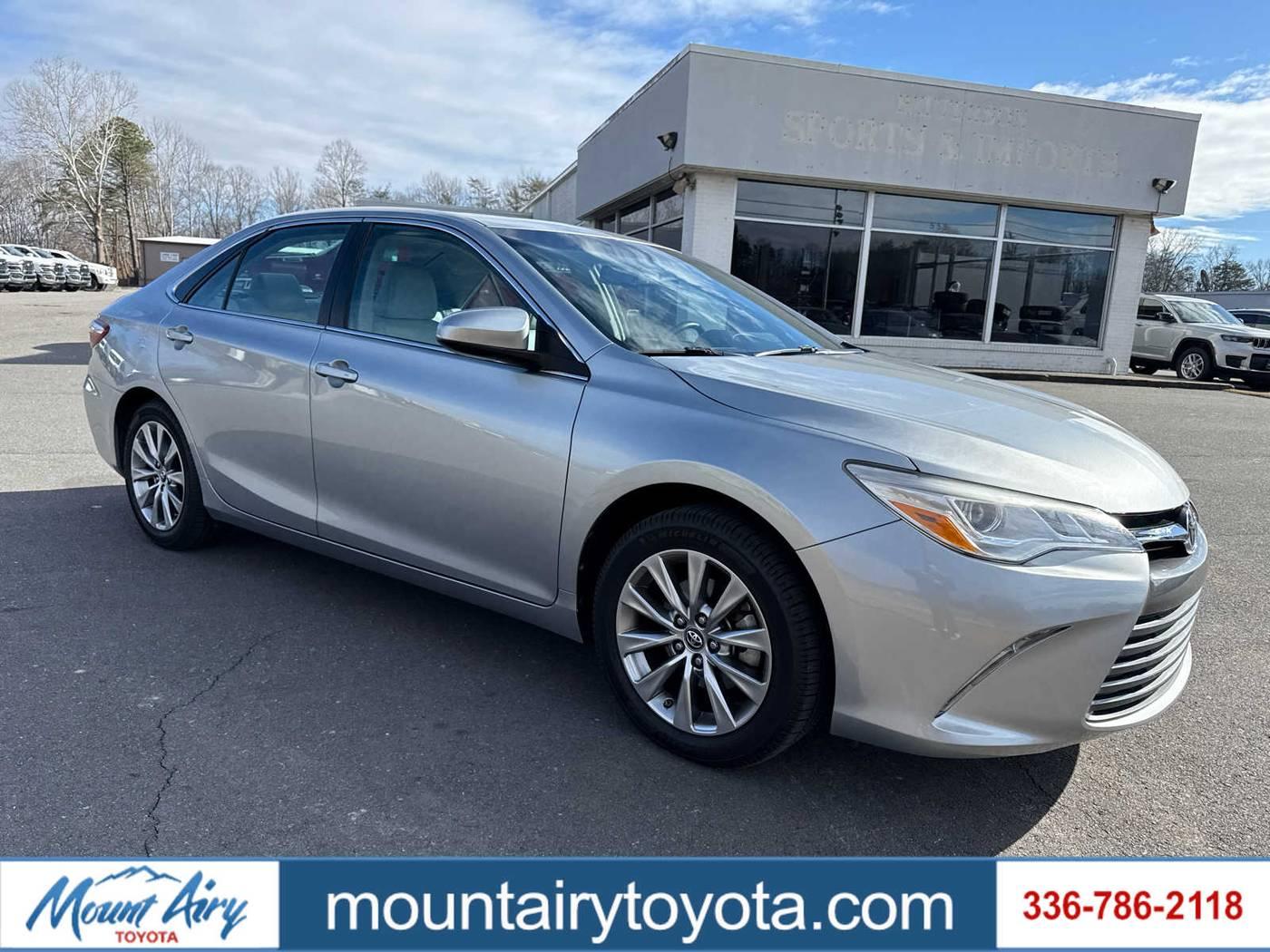 2017 Toyota Camry XLE V6 in Mount Airy NC For Sale - Image 1
