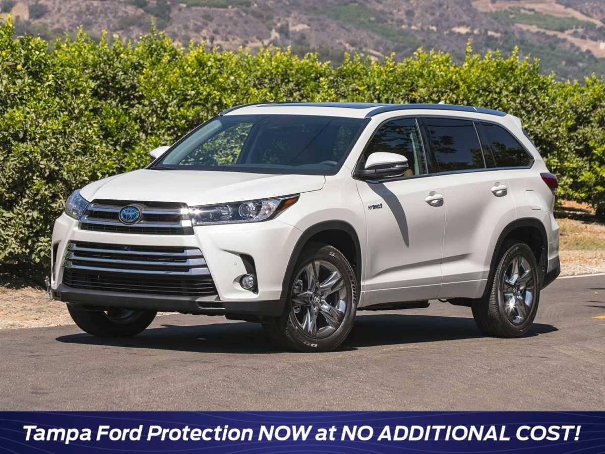 2017 Toyota Highlander XLE in Tampa FL For Sale - Image 1