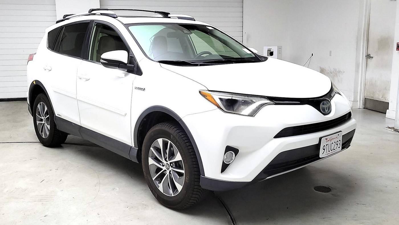 2017 Toyota RAV4 Hybrid XLE in Birmingham AL For Sale - Image 1