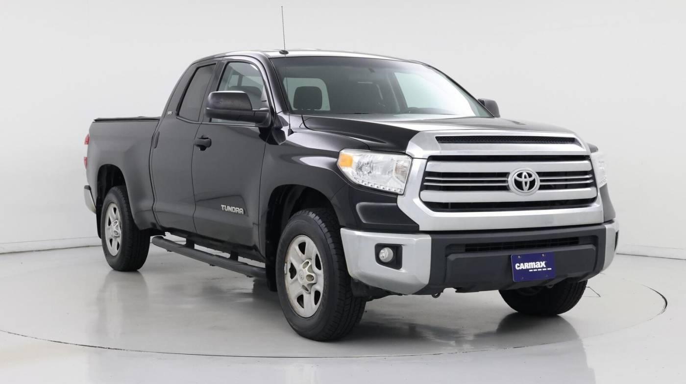 2017 Toyota Tundra SR5 in Inglewood CA For Sale - Image 1
