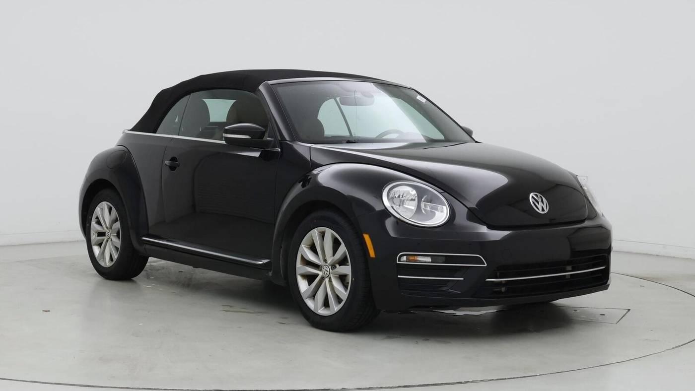 2017 Volkswagen Beetle 1.8T Classic in Birmingham AL For Sale - Image 1