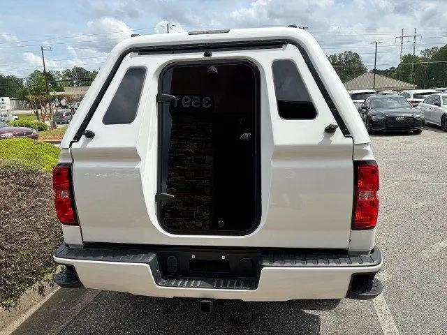 Listing image 5
