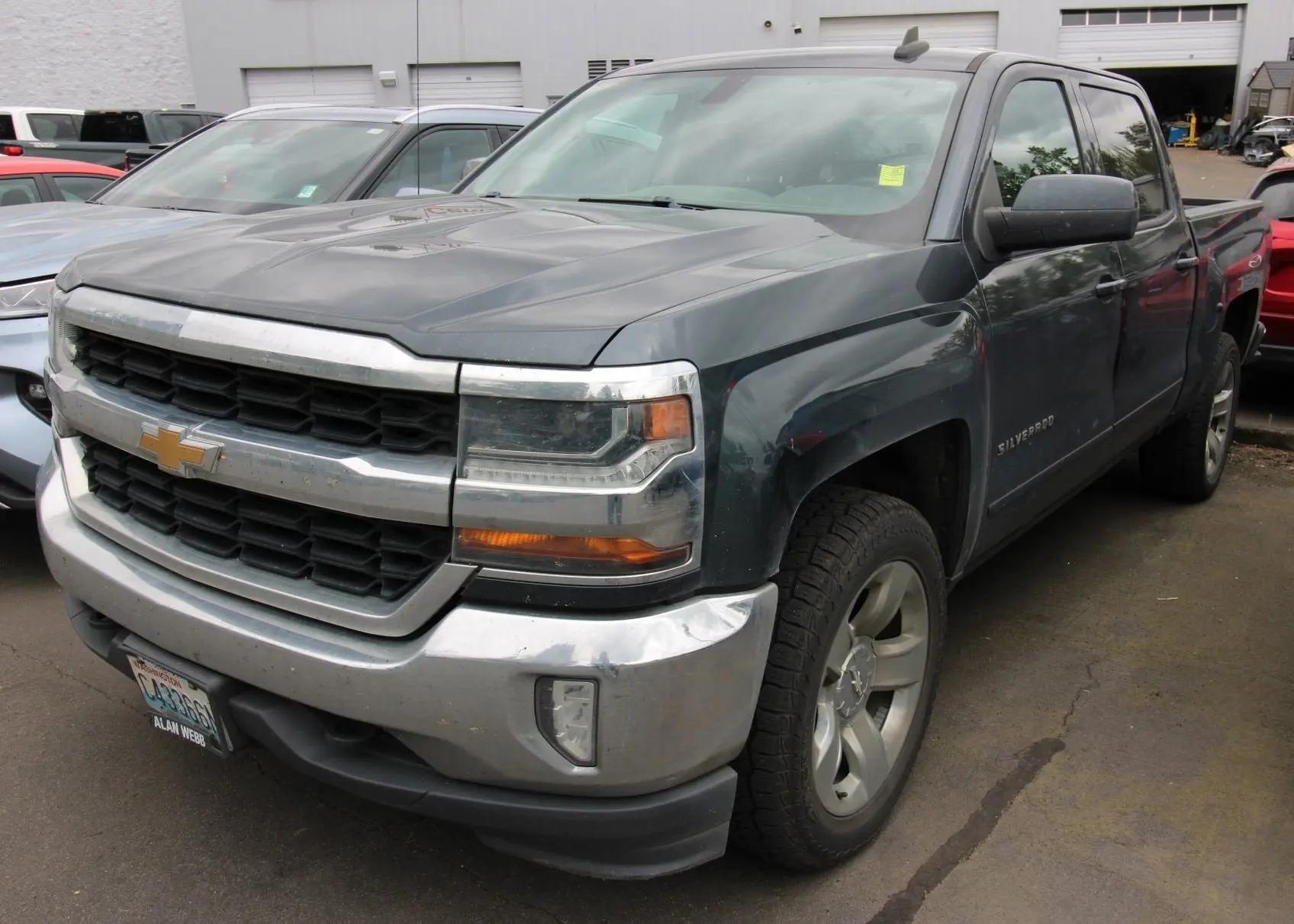2018 Chevrolet Silverado 1500 LT in Vancouver WA For Sale - Image 1