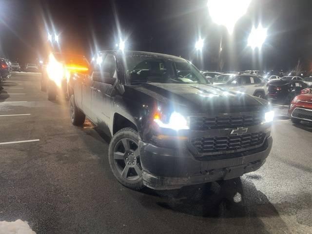 2018 Chevrolet Silverado 1500 WT in Batavia OH For Sale - Image 1