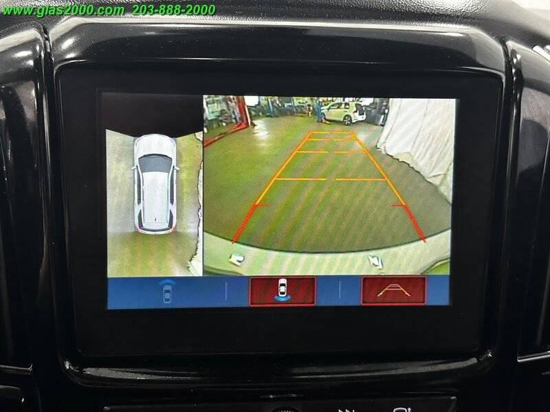 Listing image 4