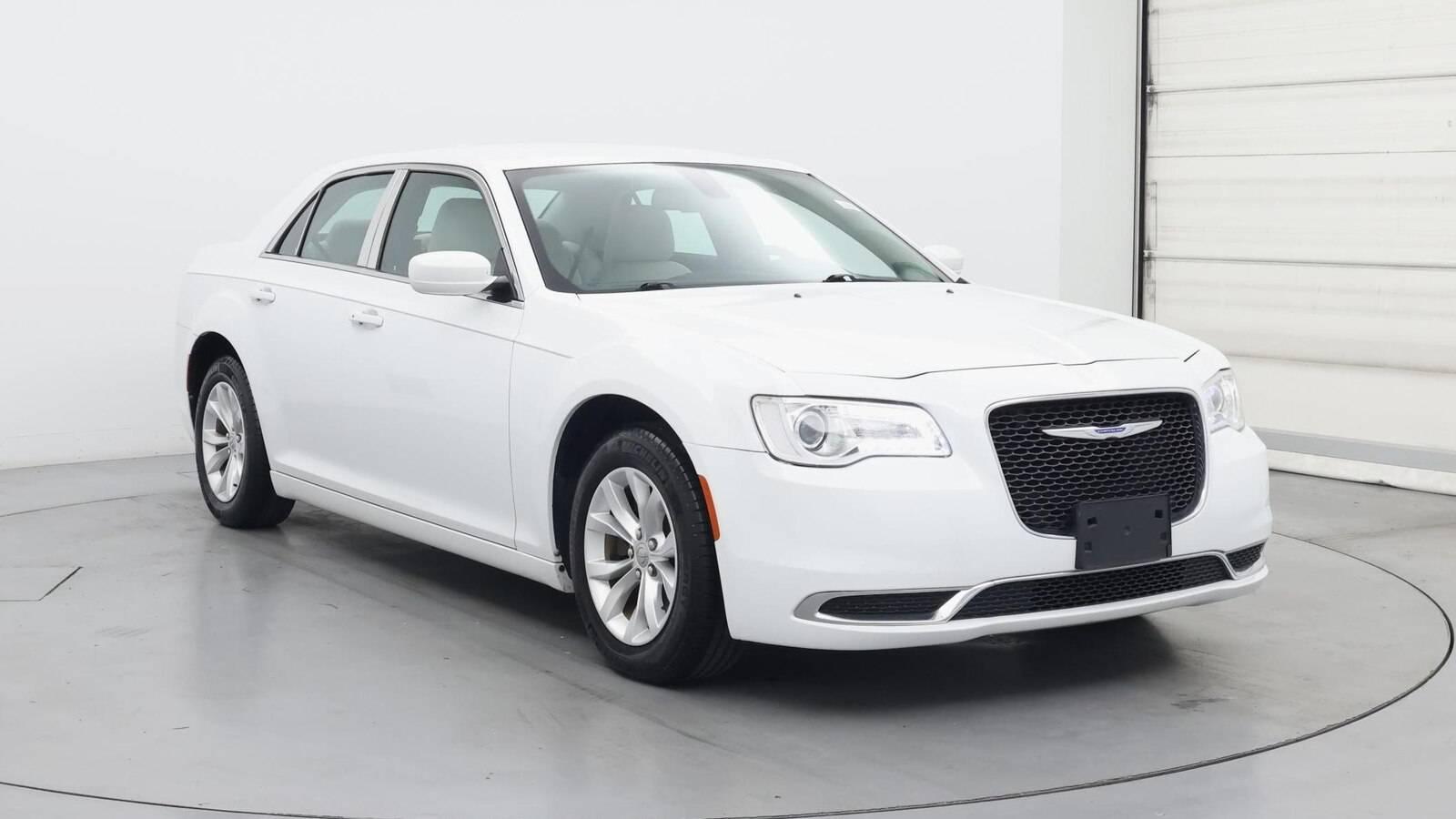 2018 Chrysler 300 Touring in Birmingham AL For Sale - Image 1
