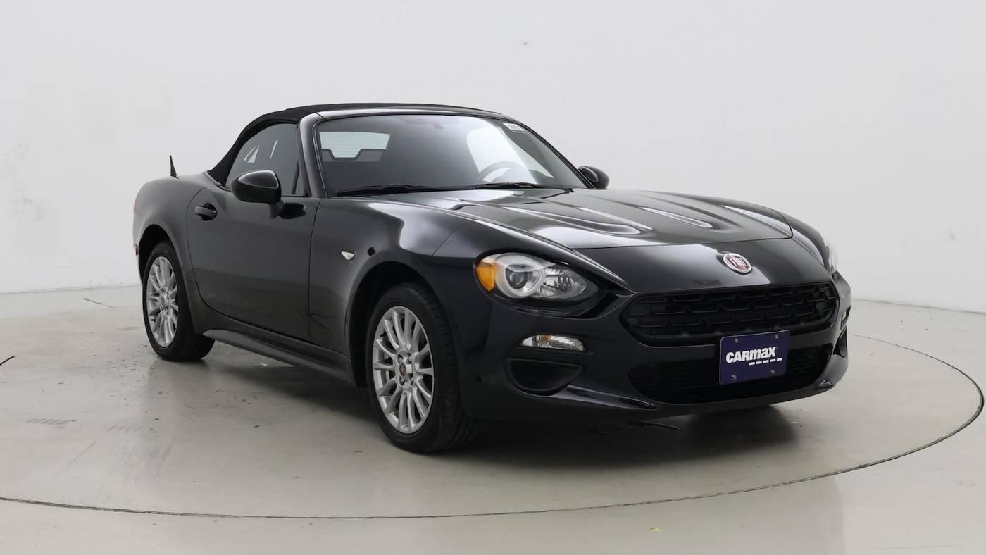 2018 FIAT 124 Spider Classica in Birmingham AL For Sale - Image 1