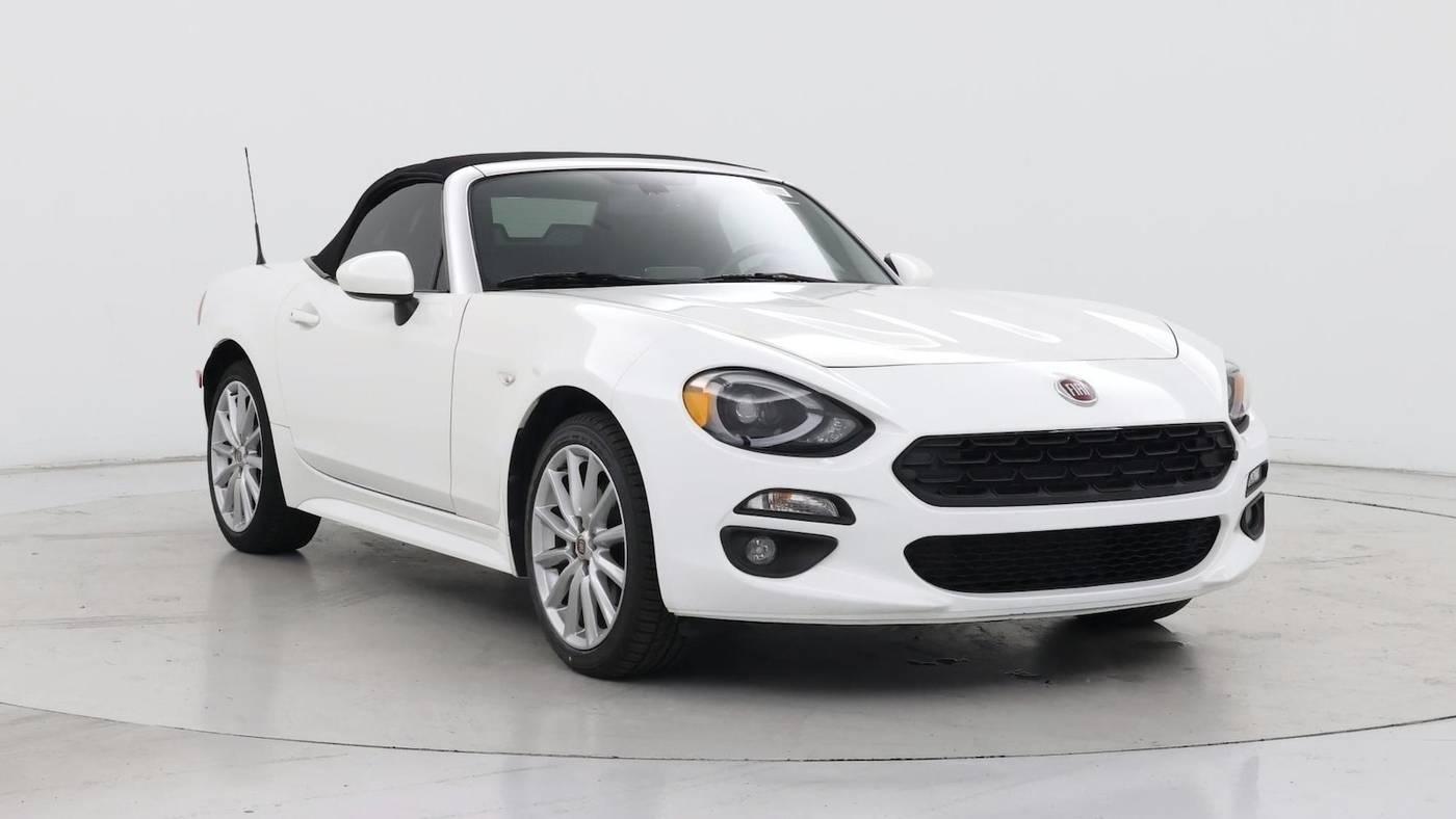 2018 FIAT 124 Spider Lusso in Birmingham AL For Sale - Image 1