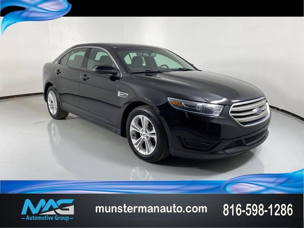 2018 Ford Taurus SEL in Blue Springs MO For Sale - Image 1