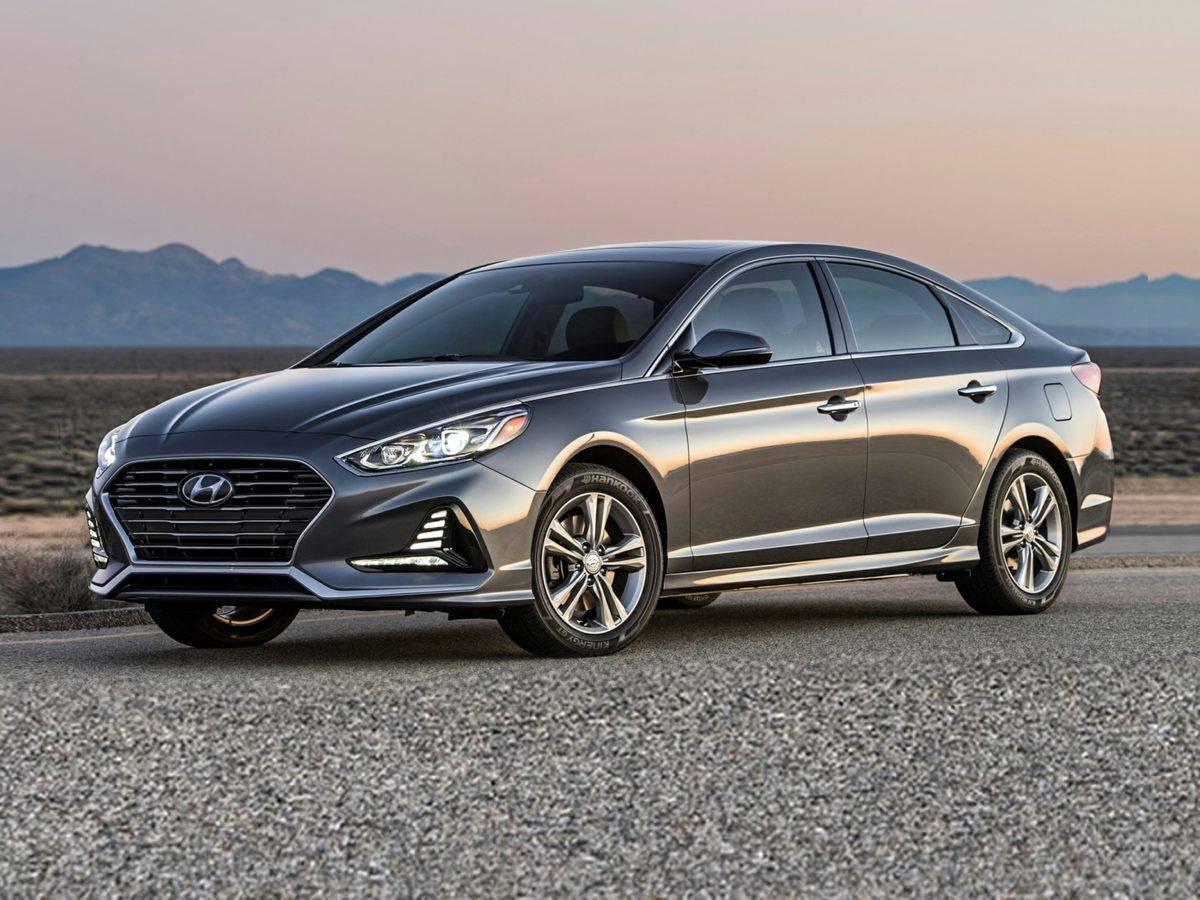 2018 Hyundai Sonata Limited in Aurora IL For Sale - Image 1