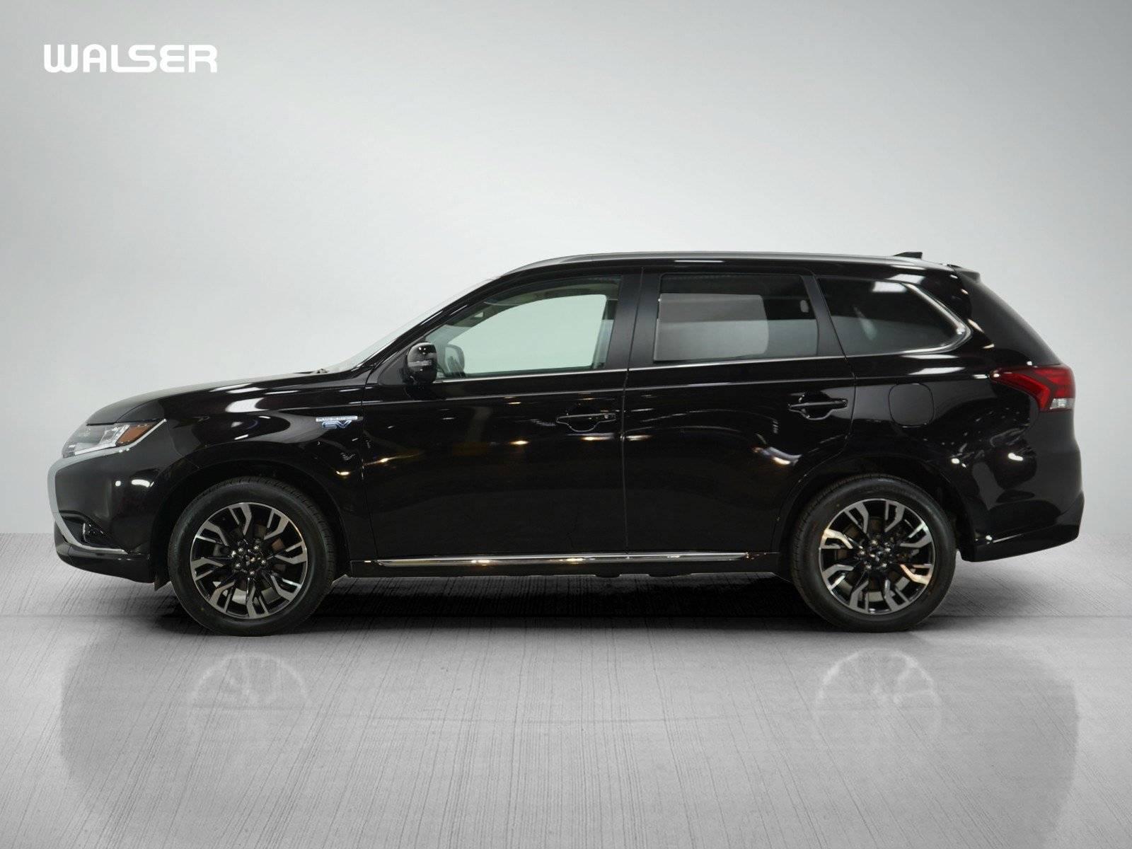 2018 Mitsubishi Outlander GT in Coon Rapids MN For Sale - Image 1