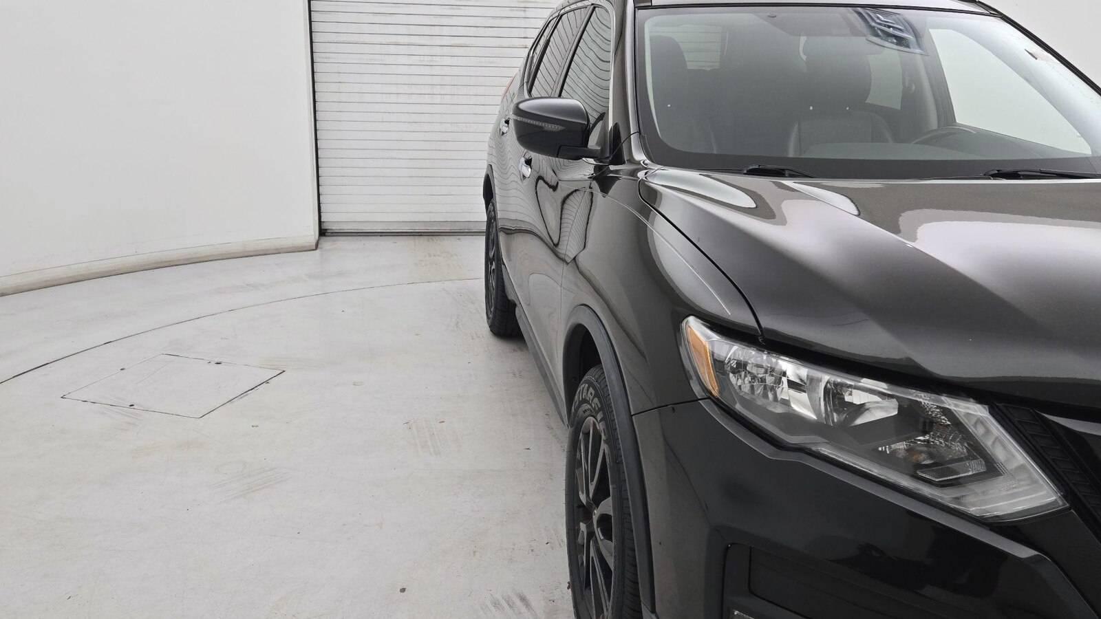 2018 Nissan Rogue SV in Birmingham AL For Sale - Image 1
