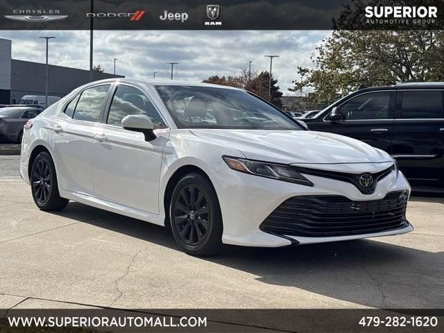 2018 Toyota Camry L in Siloam Springs AR For Sale - Image 1
