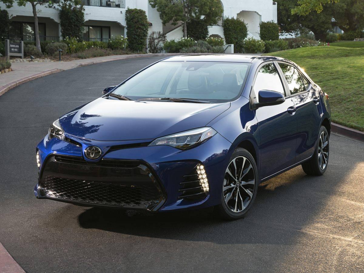 2018 Toyota Corolla SE in McCordsville IN For Sale - Image 1