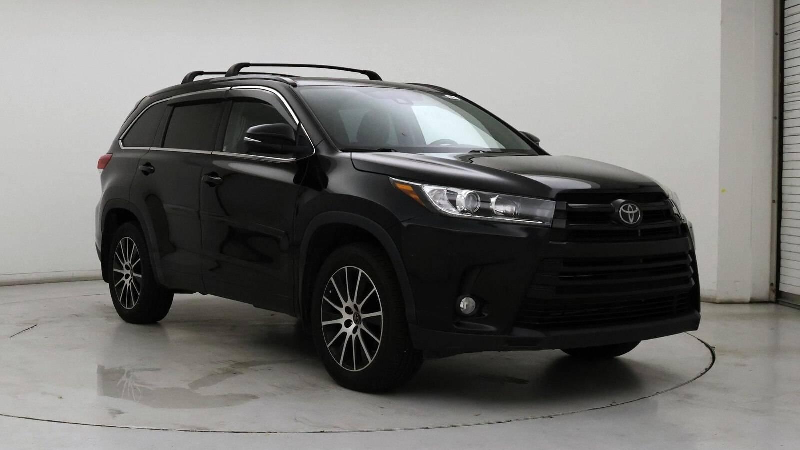 2018 Toyota Highlander SE V6 in Birmingham AL For Sale - Image 1