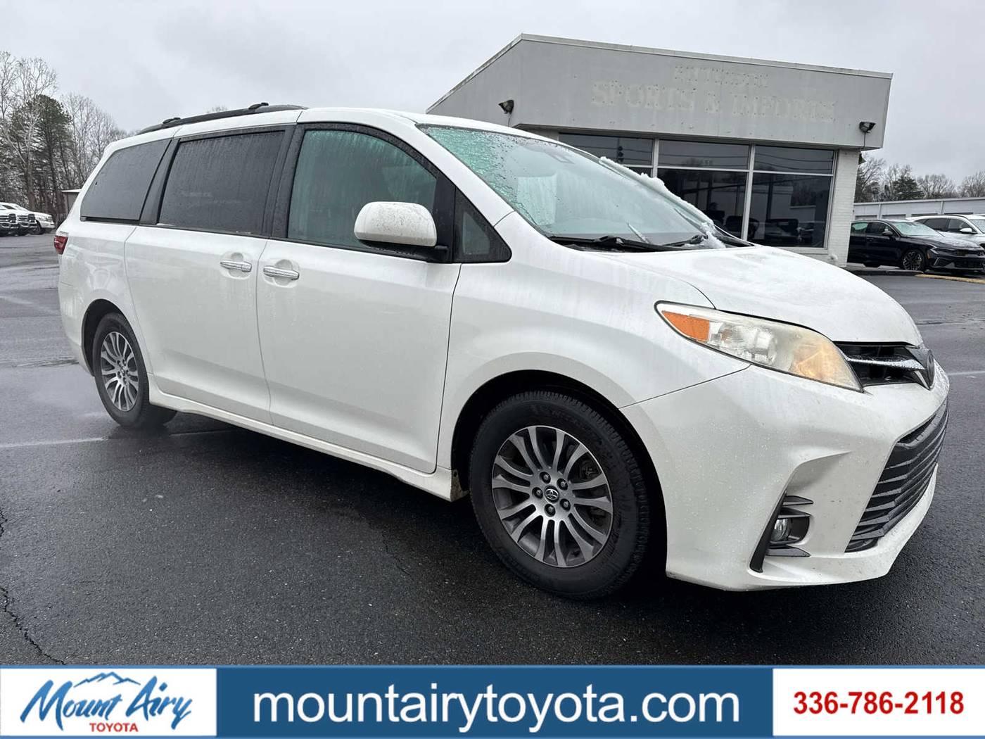 2018 Toyota Sienna XLE in Mount Airy NC For Sale - Image 1