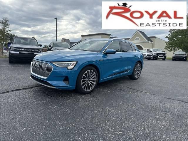 2019 Audi e-tron Prestige in BLOOMINGTON IN For Sale - Image 1