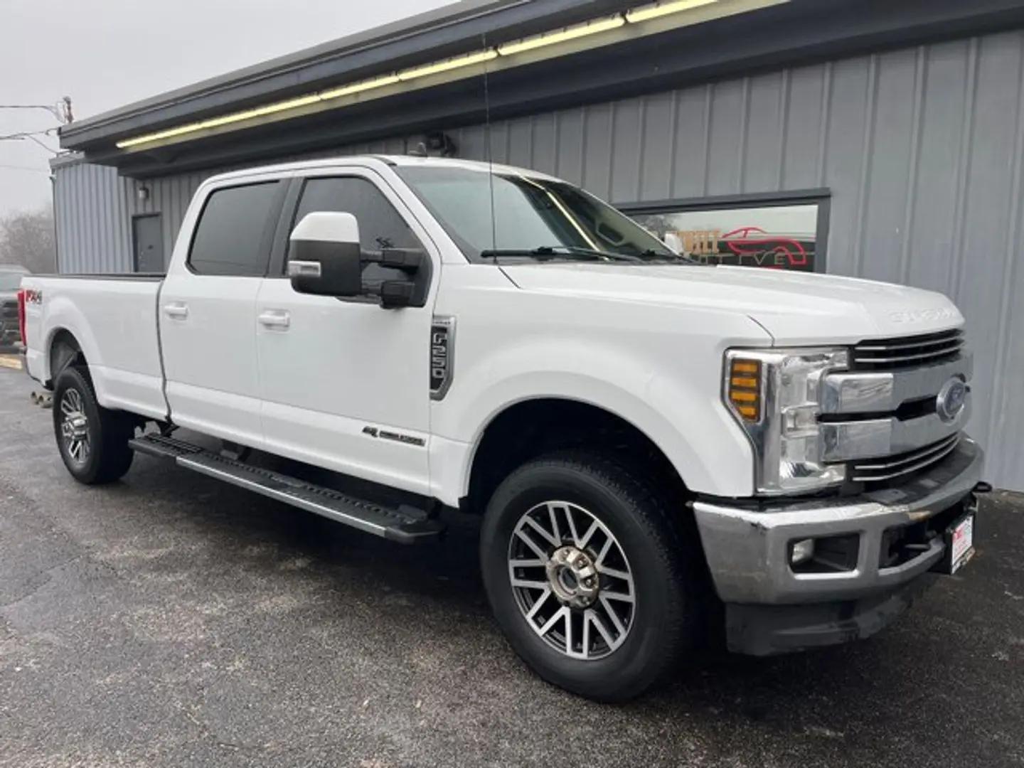 2019 Ford Super Duty F-250 Lariat in San Antonio TX For Sale - Image 1