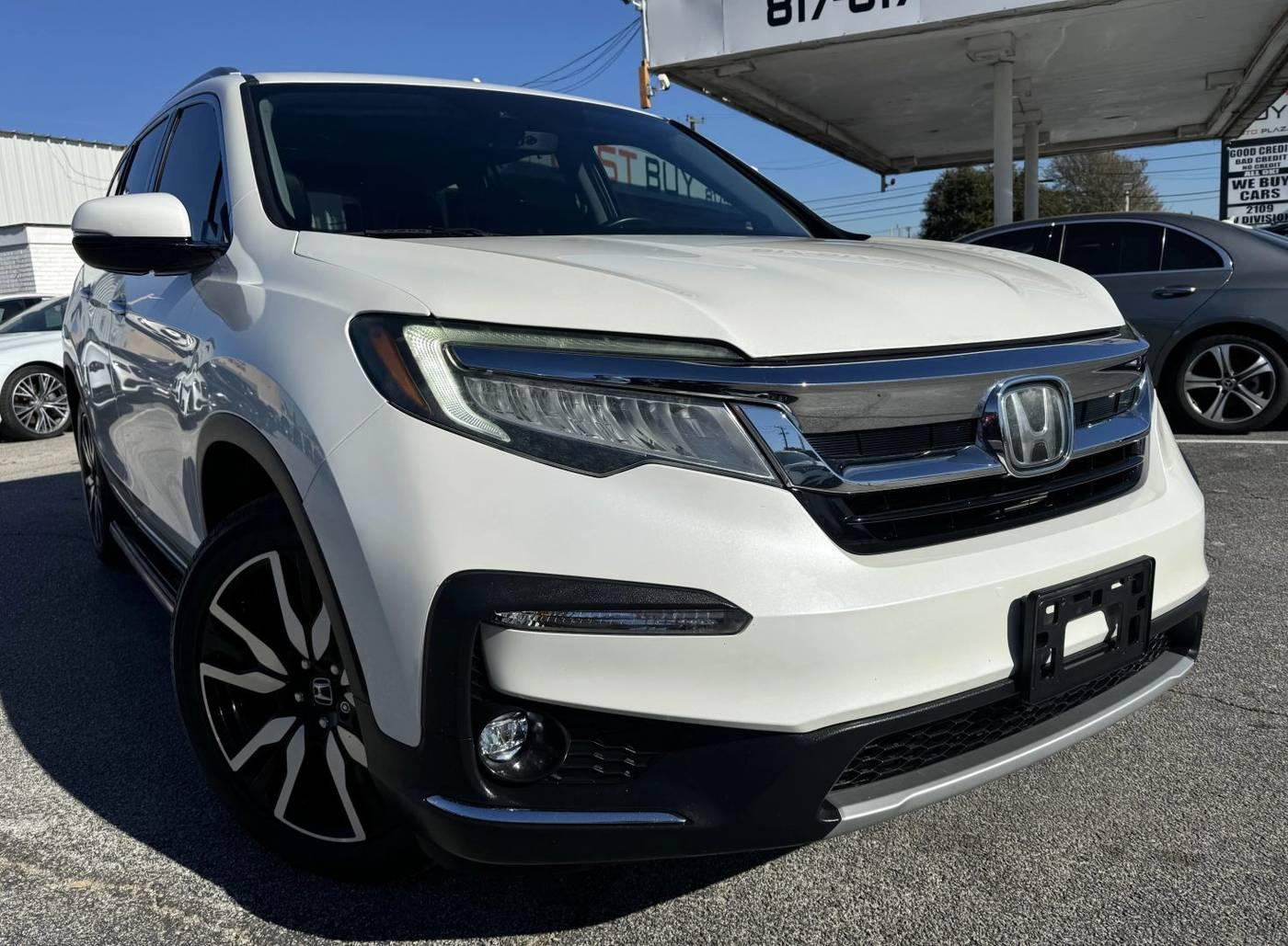 2019 Honda Pilot Touring in Arlington TX For Sale - Image 1