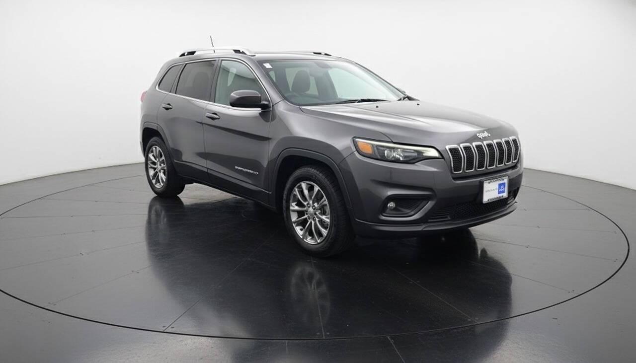 2019 Jeep Cherokee Latitude Plus in Santa Ana CA For Sale - Image 1