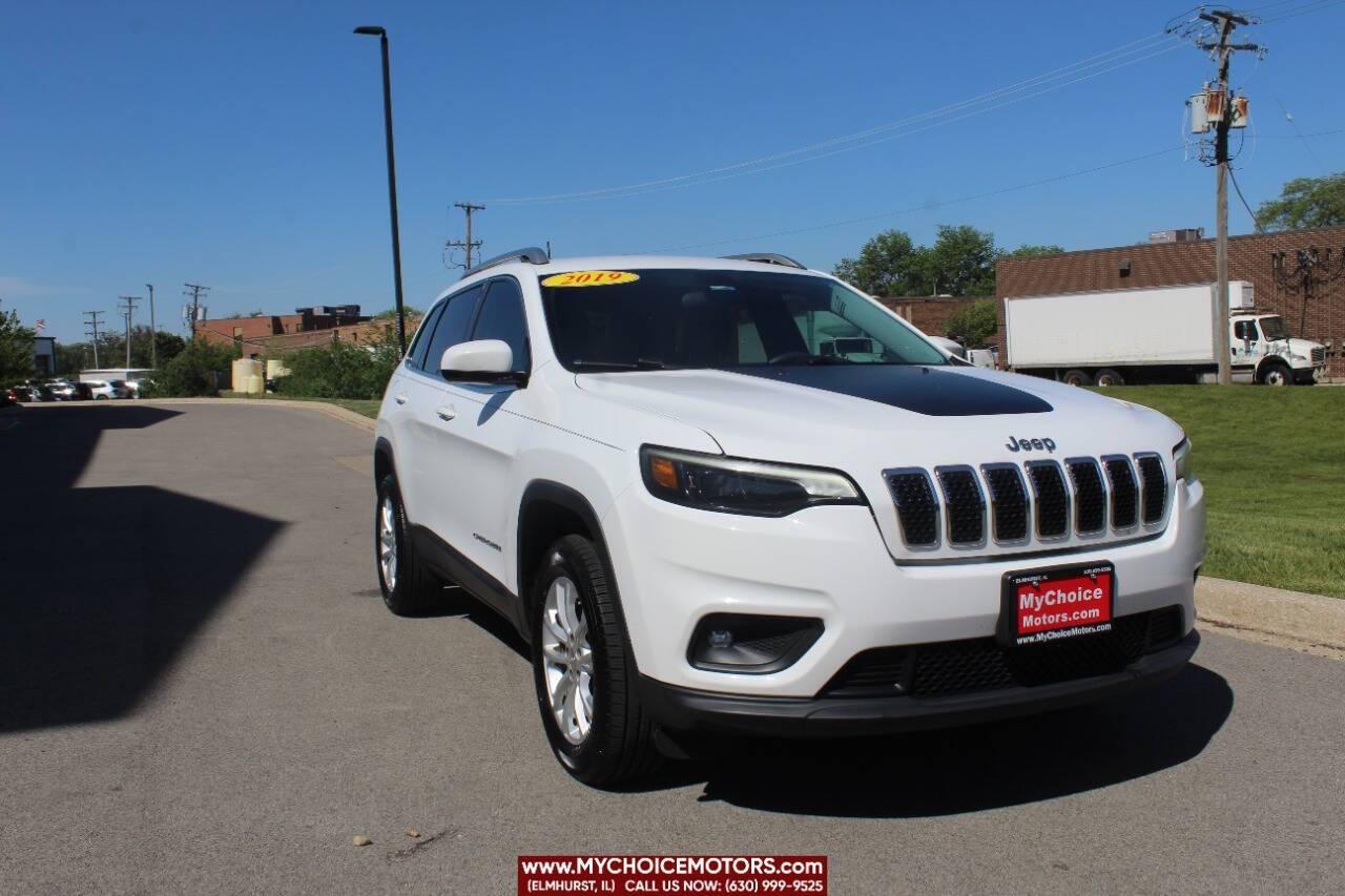2019 Jeep Cherokee Latitude in Elmhurst IL For Sale - Image 1