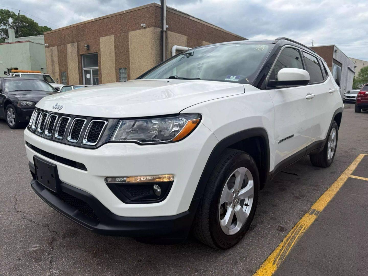 2019 Jeep Compass Latitude in Garfield NJ For Sale - Image 1