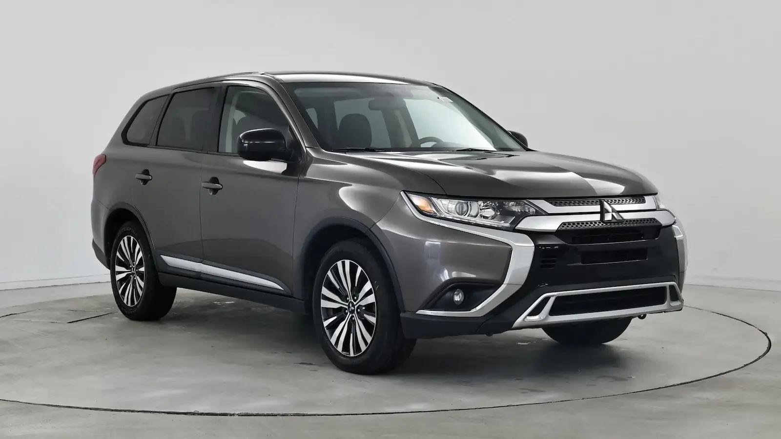2019 Mitsubishi Outlander ES in Birmingham AL For Sale - Image 1