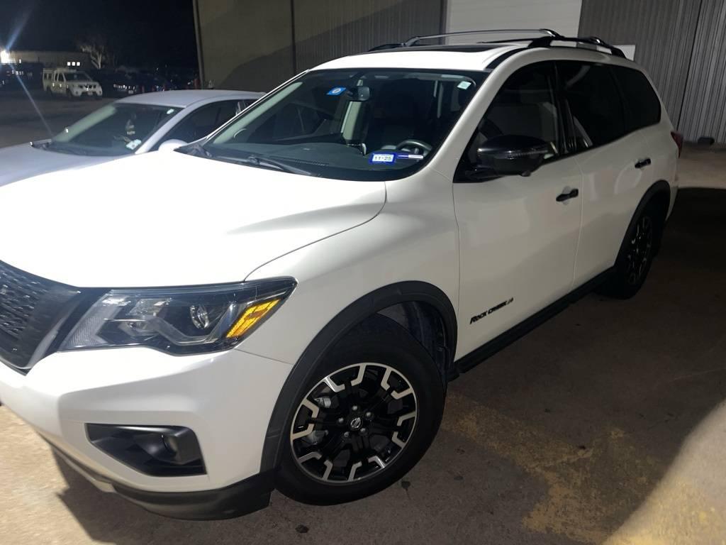 2019 Nissan Pathfinder SL in Granbury TX For Sale - Image 1