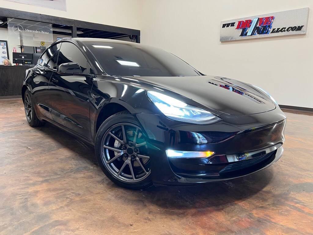 2019 Tesla Model 3 Mid Range in Jacksonville FL For Sale - Image 1