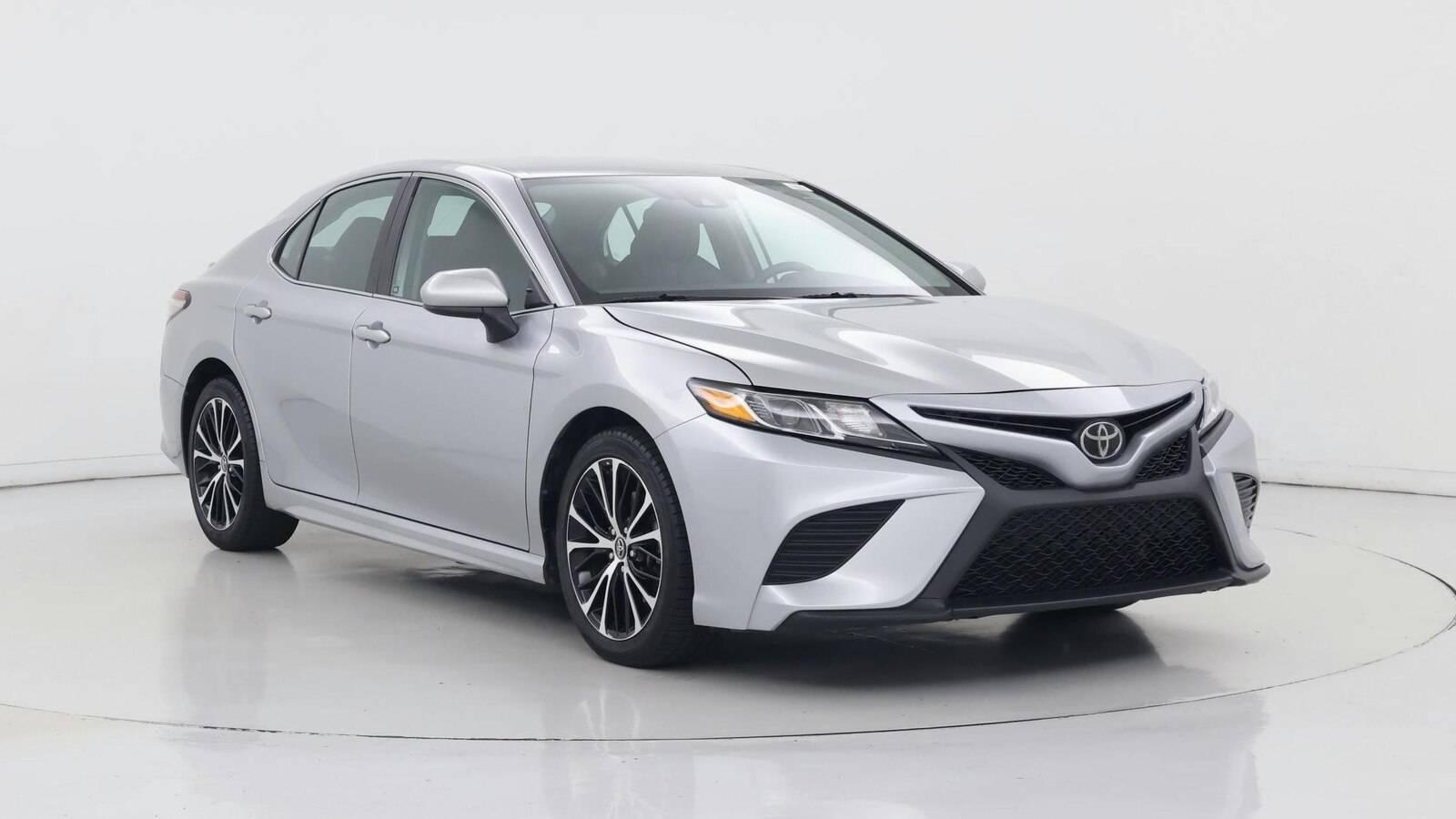 2019 Toyota Camry SE in Birmingham AL For Sale - Image 1