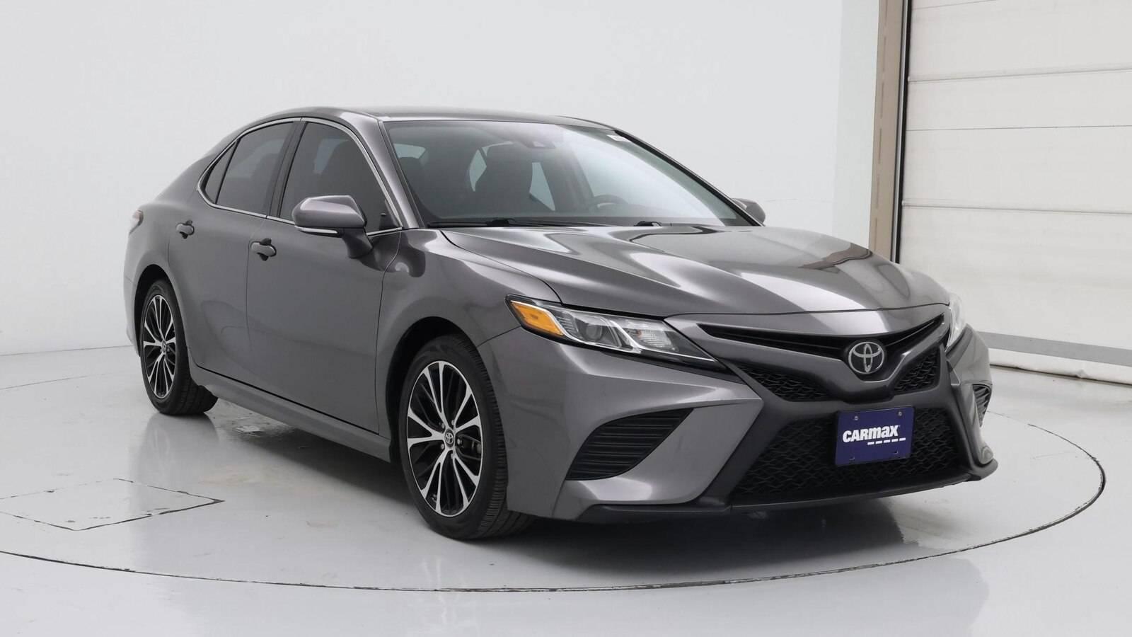 2019 Toyota Camry SE in Birmingham AL For Sale - Image 1