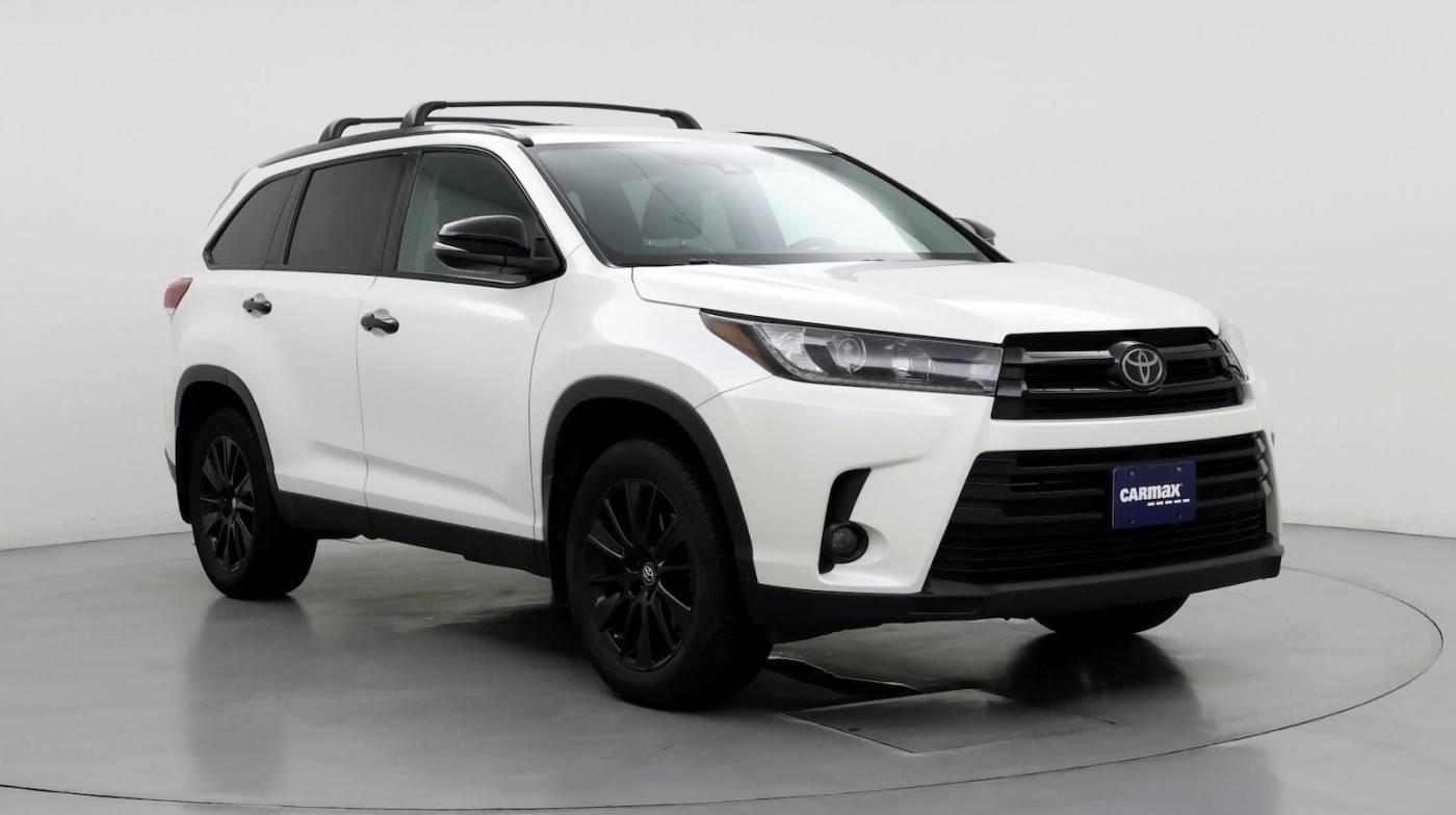 2019 Toyota Highlander SE V6 in Inglewood CA For Sale - Image 1