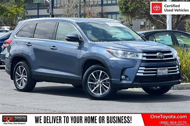 2019 Toyota Highlander XLE in Oakland CA For Sale - Image 1