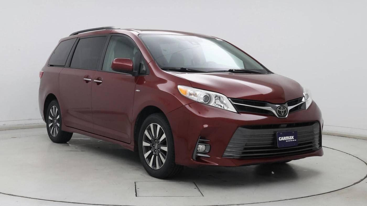 2019 Toyota Sienna XLE in Birmingham AL For Sale - Image 1