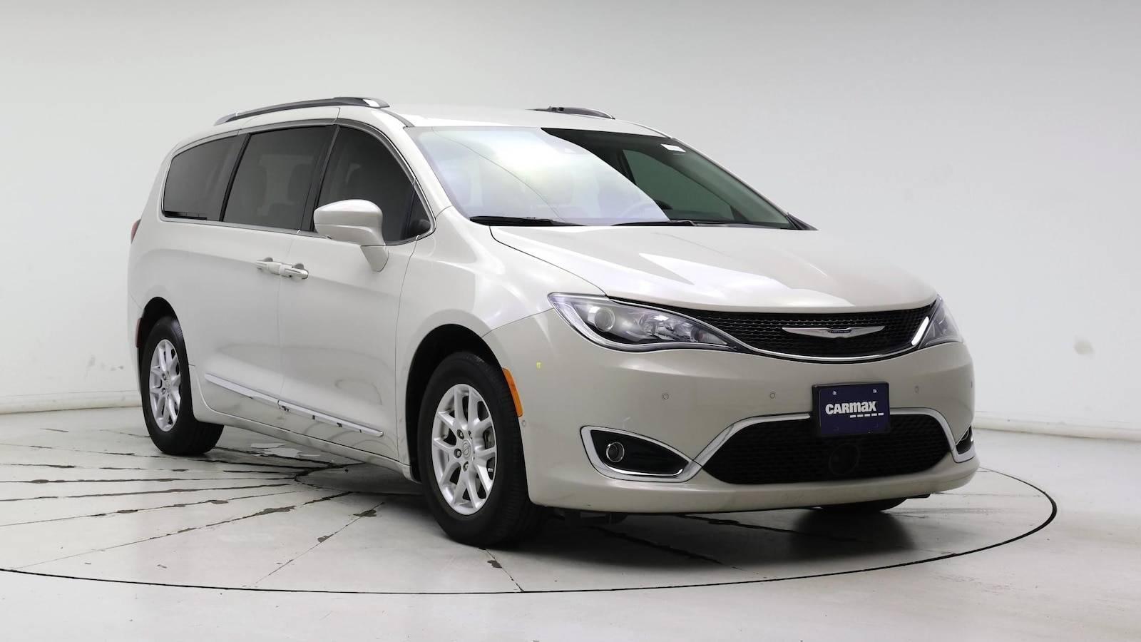 2020 Chrysler Pacifica Touring L in Birmingham AL For Sale - Image 1