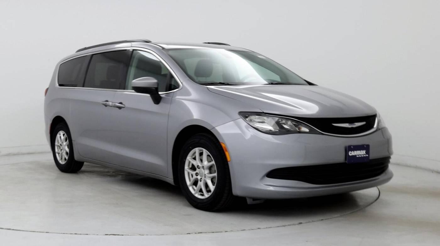 2020 Chrysler Voyager LXI in Inglewood CA For Sale - Image 1