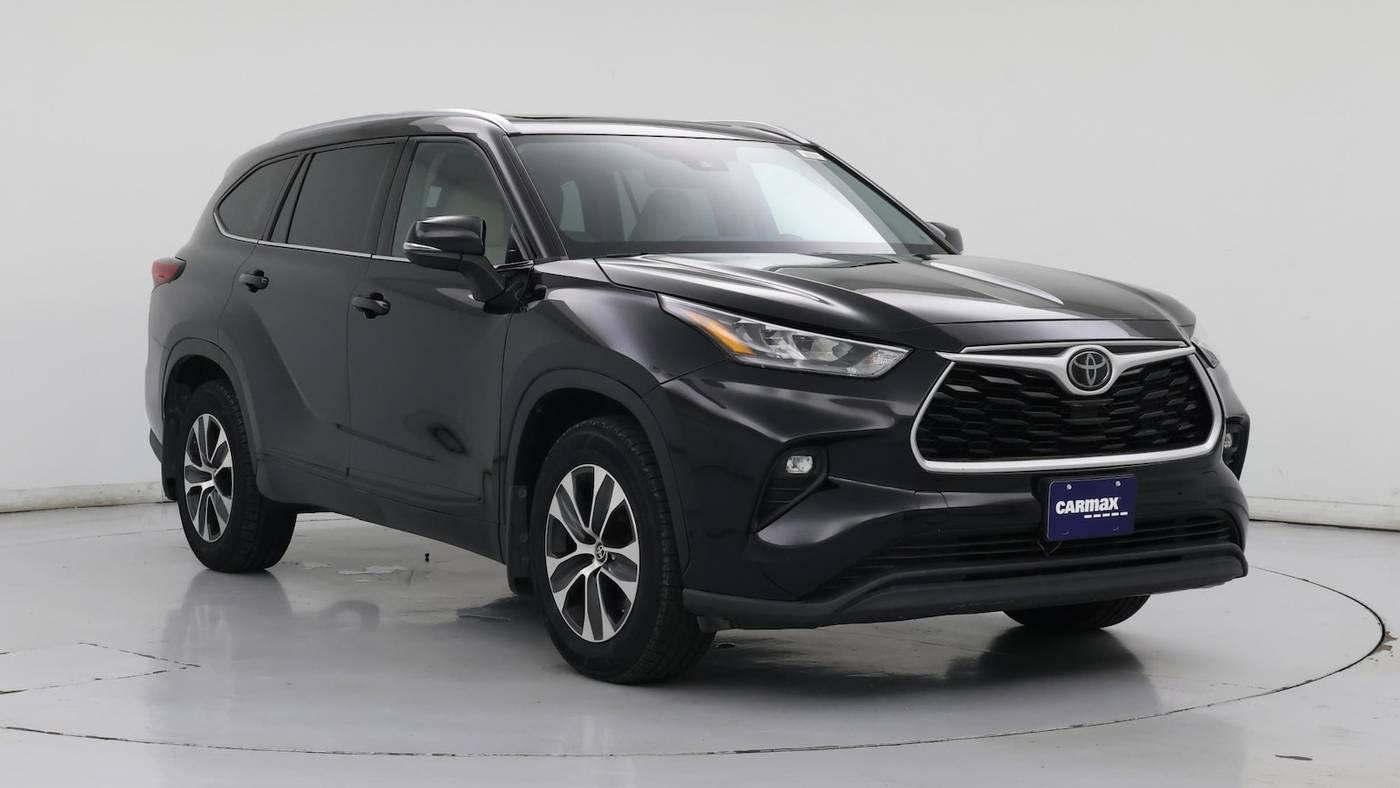 2020 Toyota Highlander XLE in Birmingham AL For Sale - Image 1