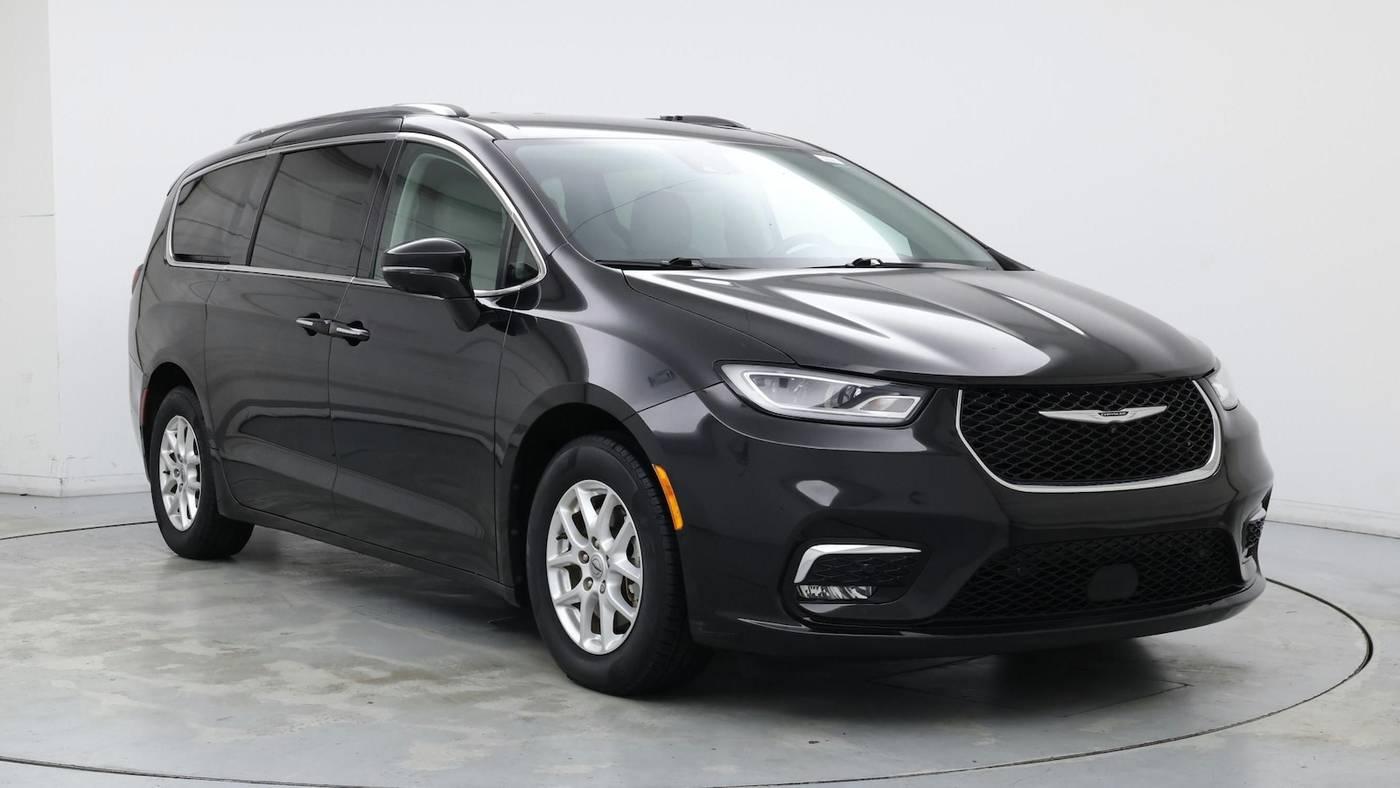 2021 Chrysler Pacifica Touring L in Birmingham AL For Sale - Image 1
