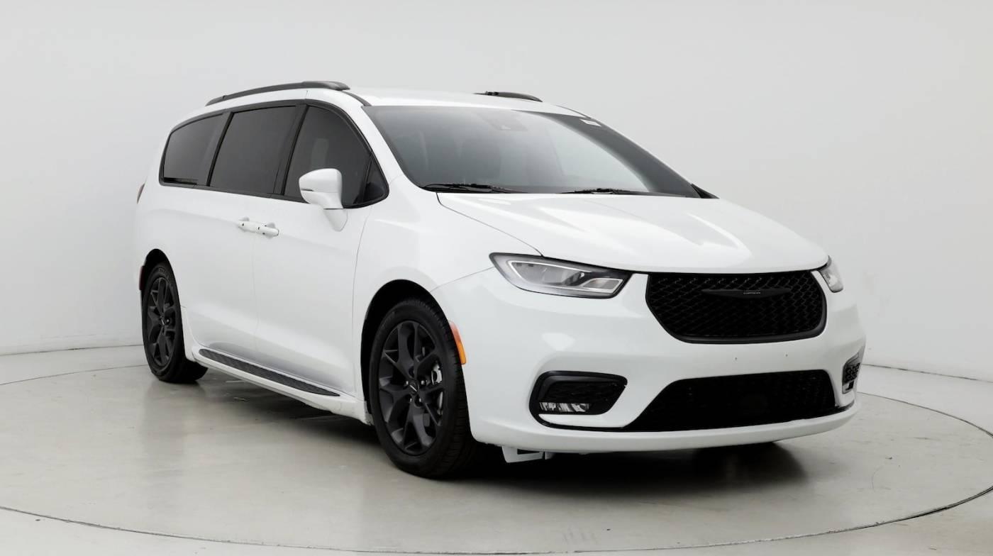 2021 Chrysler Pacifica Touring L in Inglewood CA For Sale - Image 1