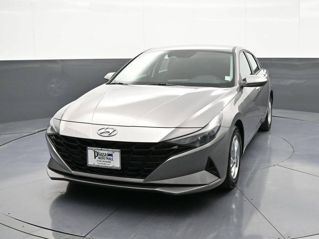 2021 Hyundai Elantra SE in Brooklyn NY For Sale - Image 1