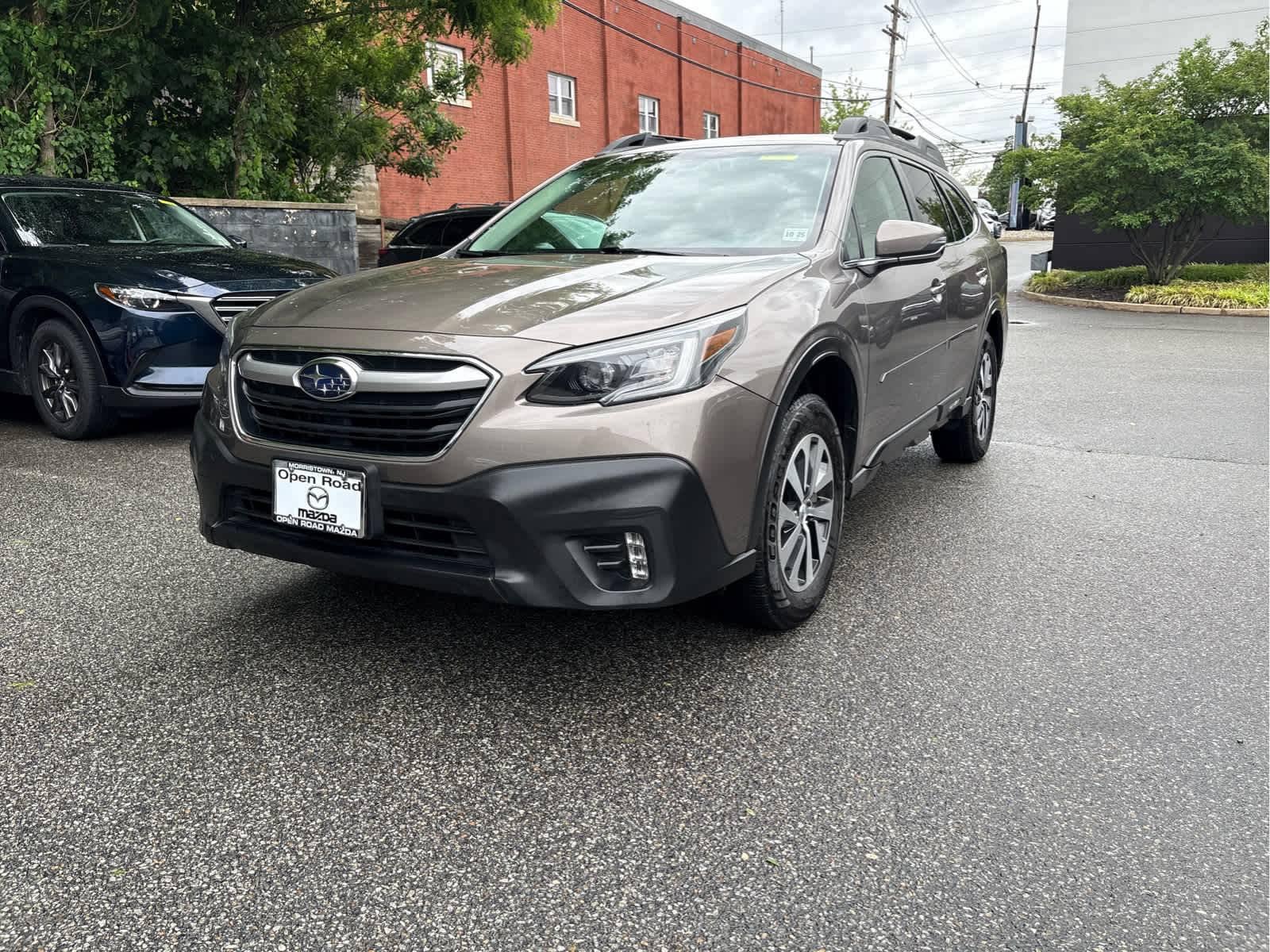2021 Subaru Outback 2.5i Premium in Morristown NJ For Sale - Image 1