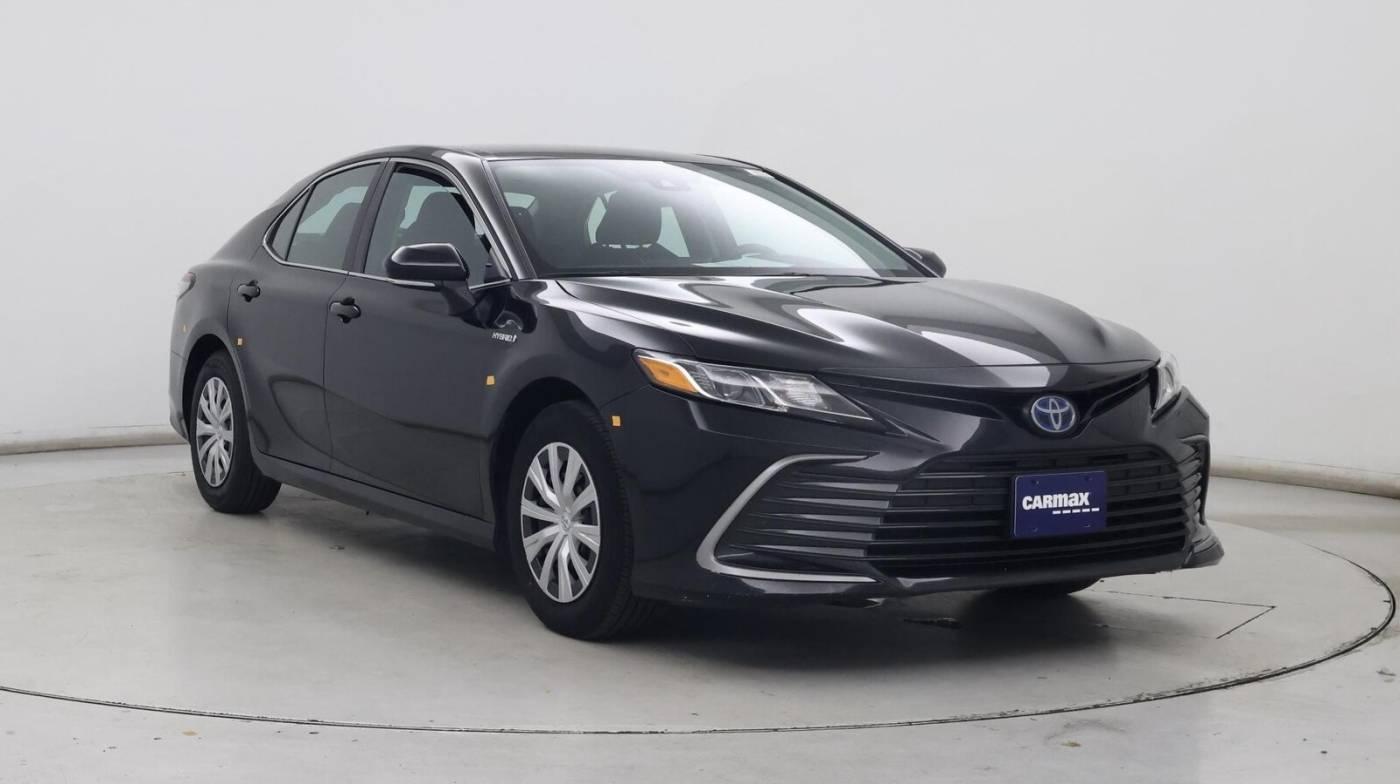2021 Toyota Camry Hybrid LE in Inglewood CA For Sale - Image 1