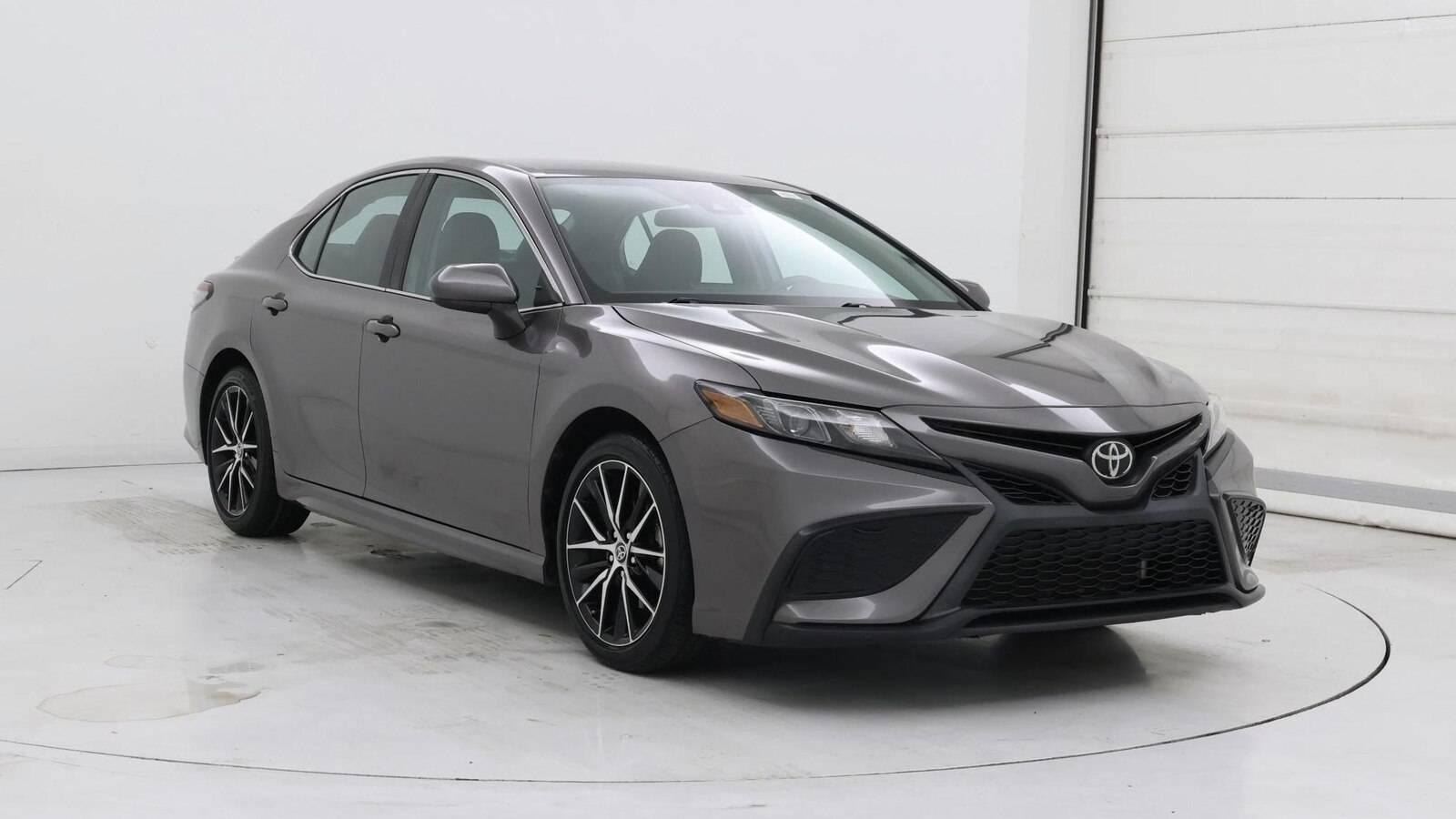 2021 Toyota Camry SE in Birmingham AL For Sale - Image 1