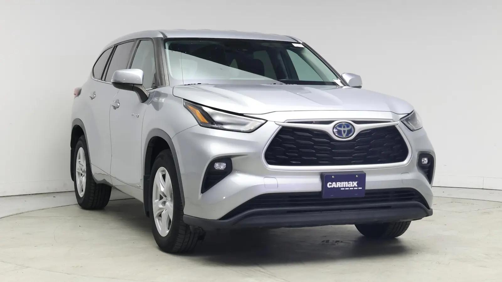 2021 Toyota Highlander Hybrid LE in Birmingham AL For Sale - Image 1
