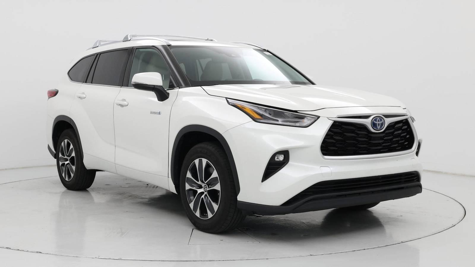 2021 Toyota Highlander Hybrid XLE in Birmingham AL For Sale - Image 1