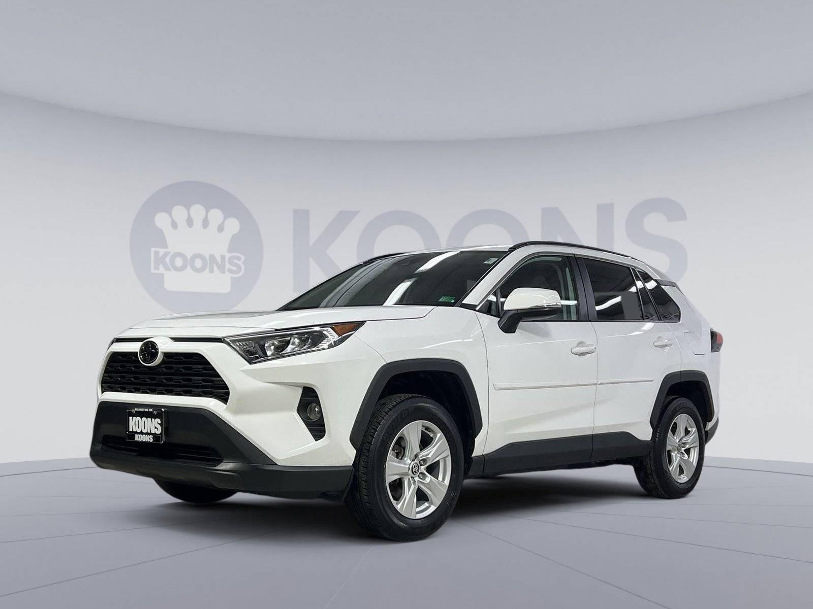 2021 Toyota RAV4 XLE in Midlothian VA For Sale - Image 1