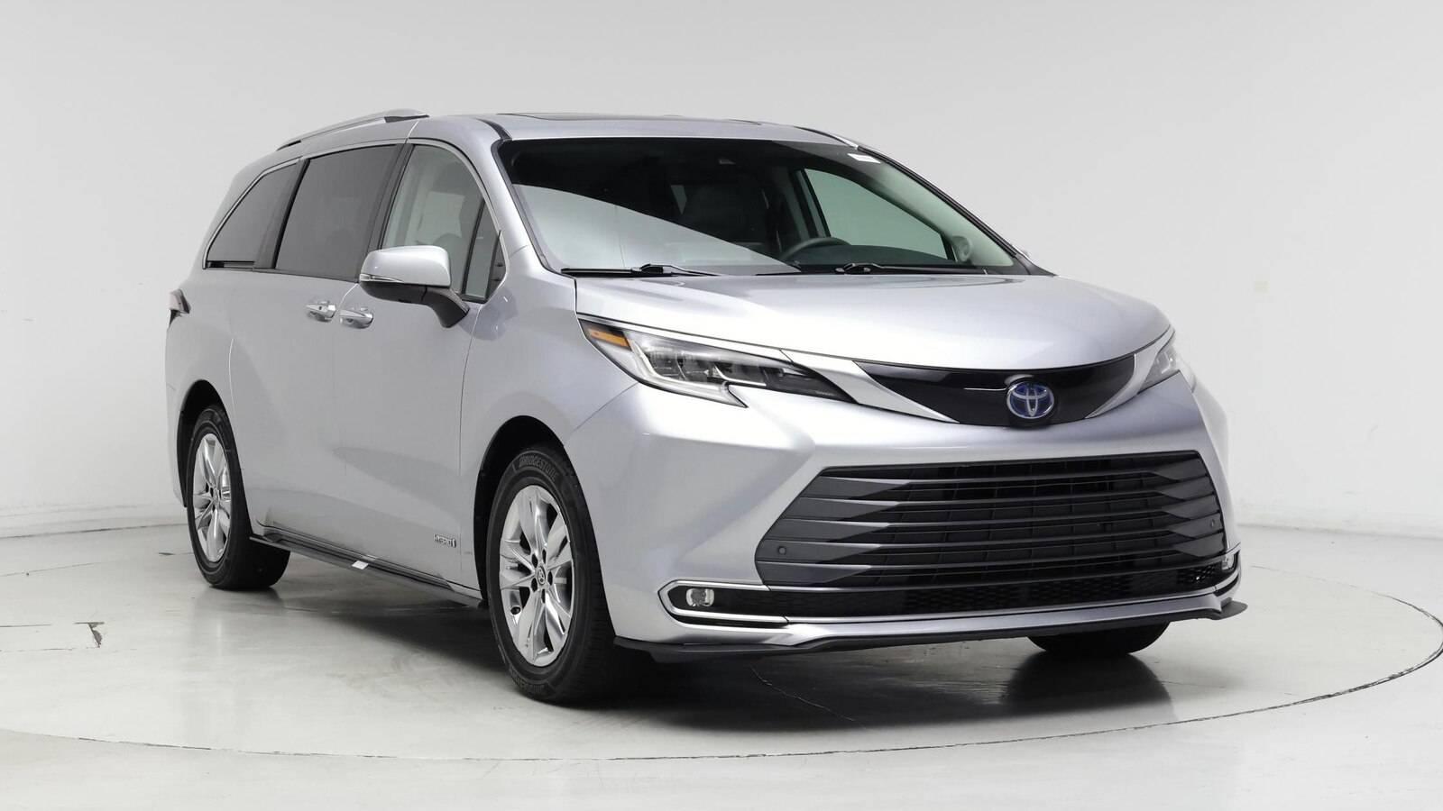 2021 Toyota Sienna Limited in Birmingham AL For Sale - Image 1