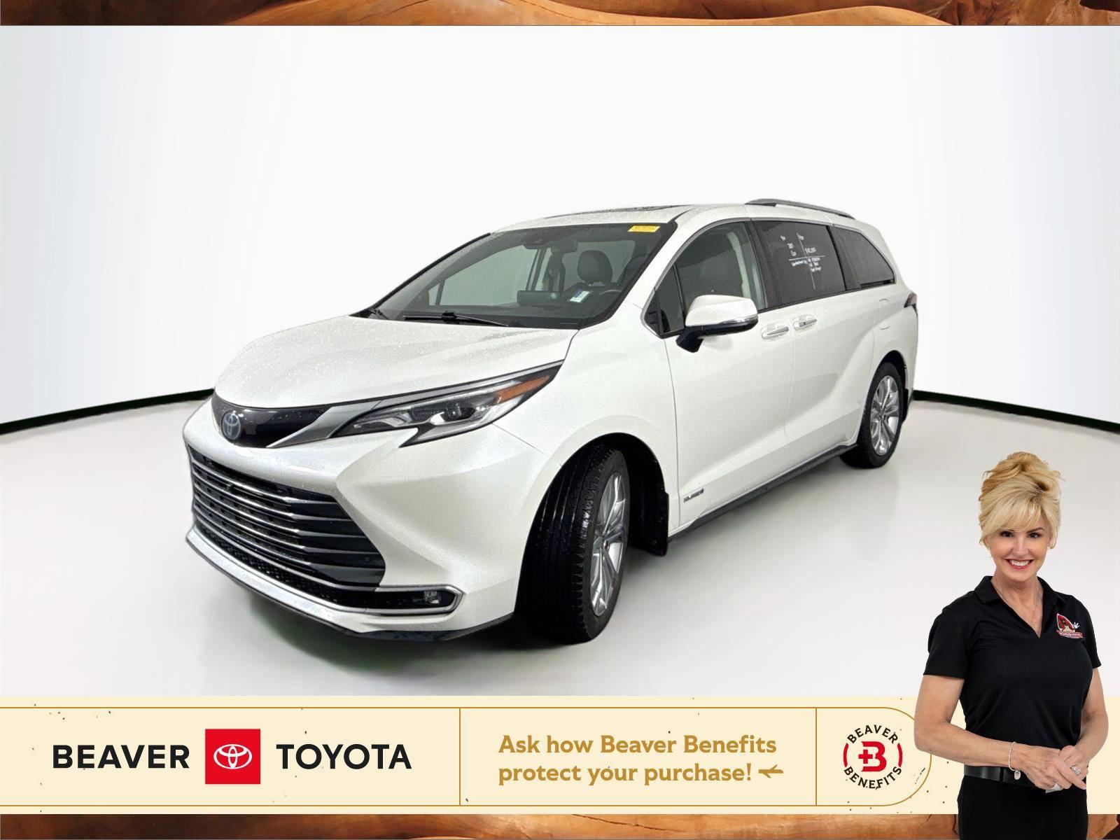 2021 Toyota Sienna Platinum in Cumming GA For Sale - Image 1