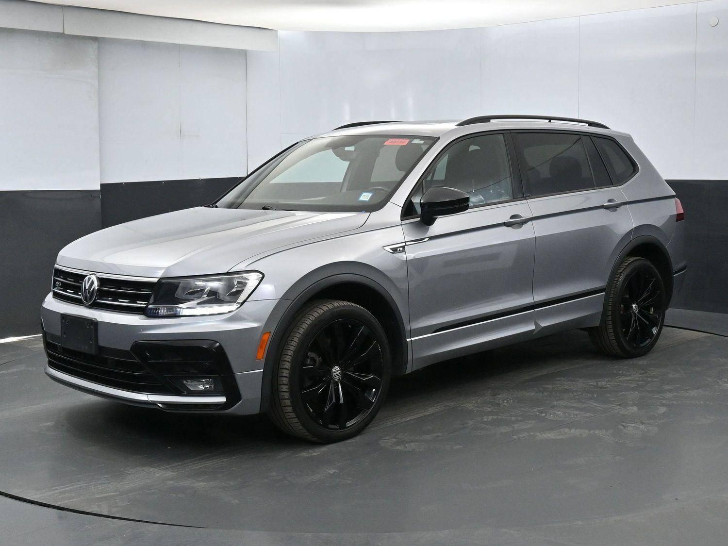 2021 Volkswagen Tiguan SE R-Line Black in Bronx NY For Sale - Image 1