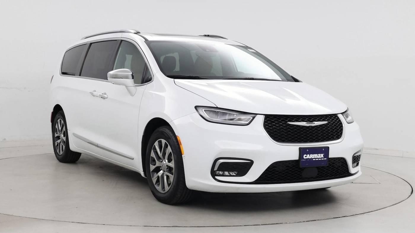 2022 Chrysler Pacifica Hybrid Pinnacle in Birmingham AL For Sale - Image 1